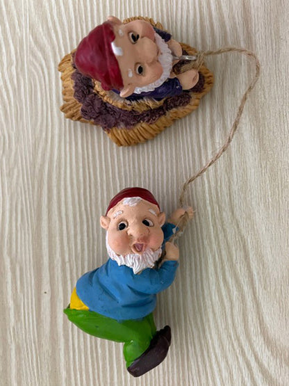 Resin Climbing Dwarfs Sculpture Gnome Art Statue Garden Ornament Home Decor