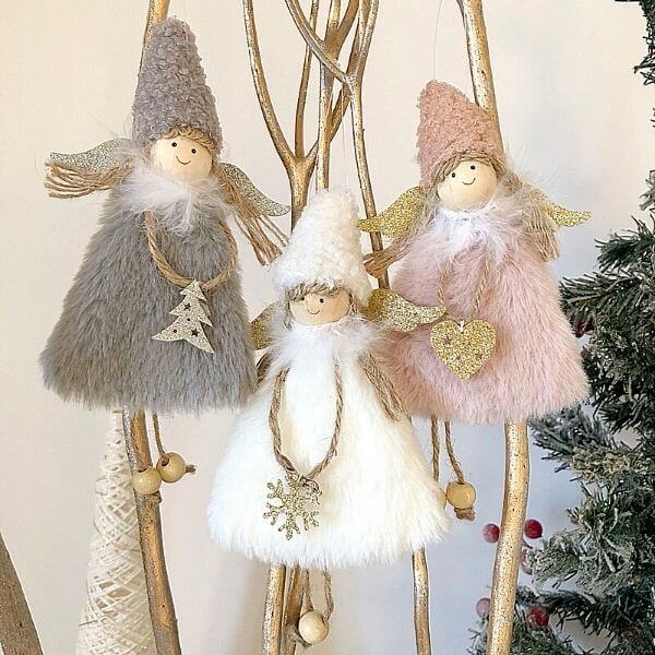 Handgemachte Weihnachtsengel mit Hut 