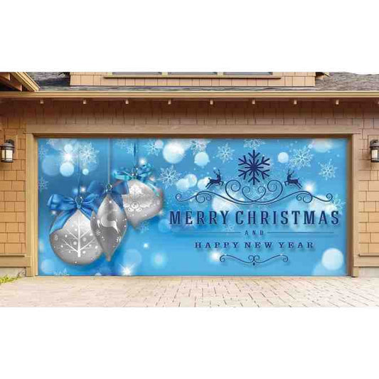 Silberne Weihnachtsdekoration auf blauem Garagentor für Doppelgaragen 